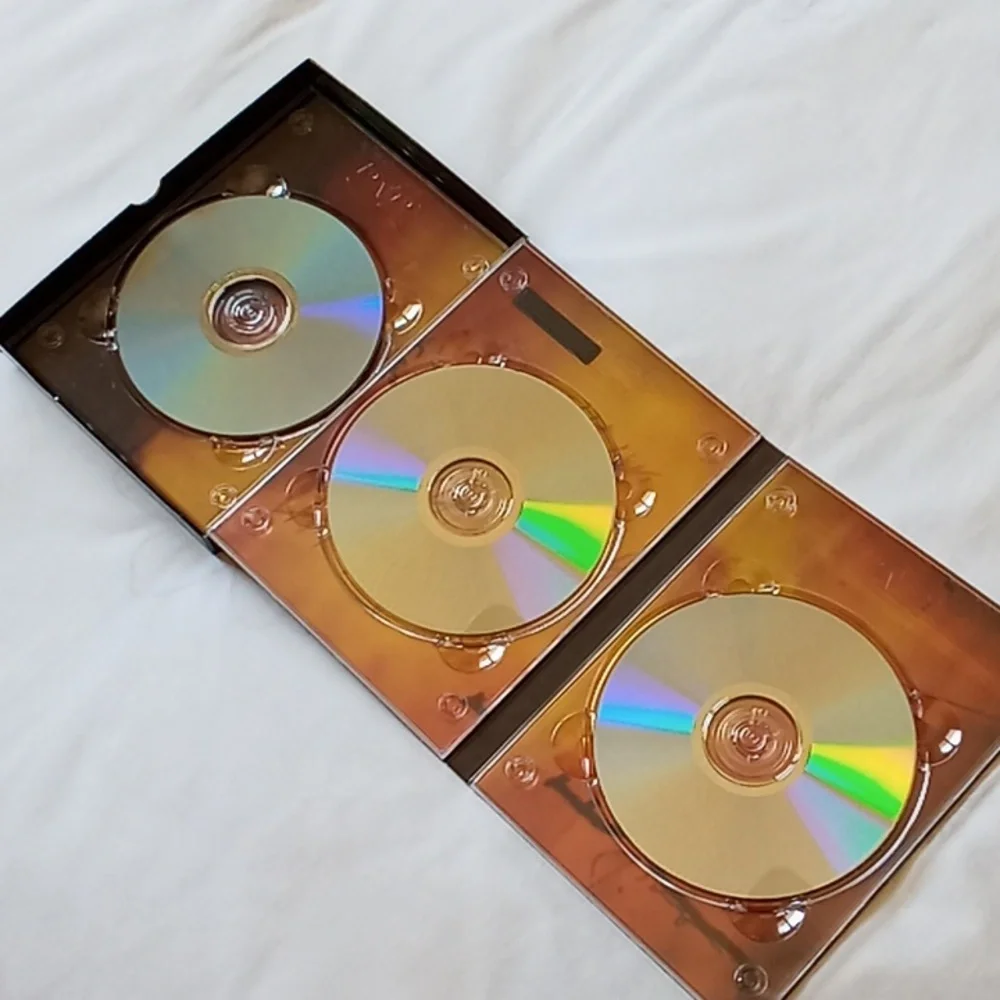 OZ DVD Complete Set Seasons 1-6 - Picture 3 of 16